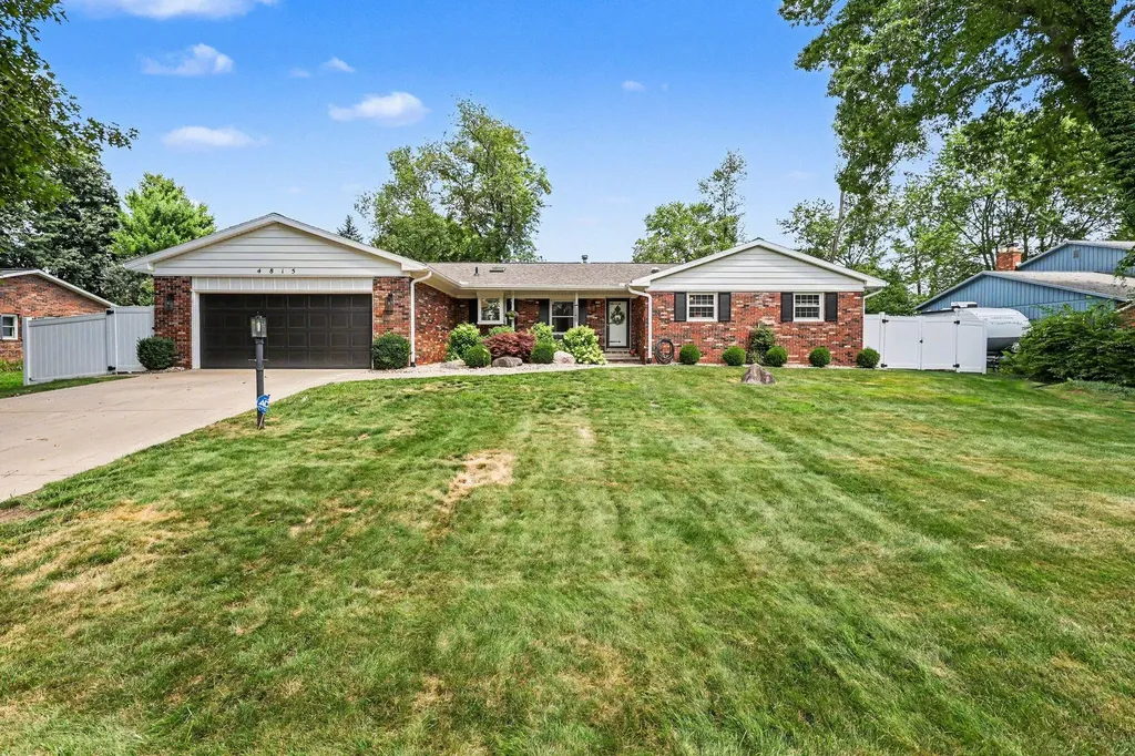 4815 Firethorne Drive Blackman Charter Township MI 49201