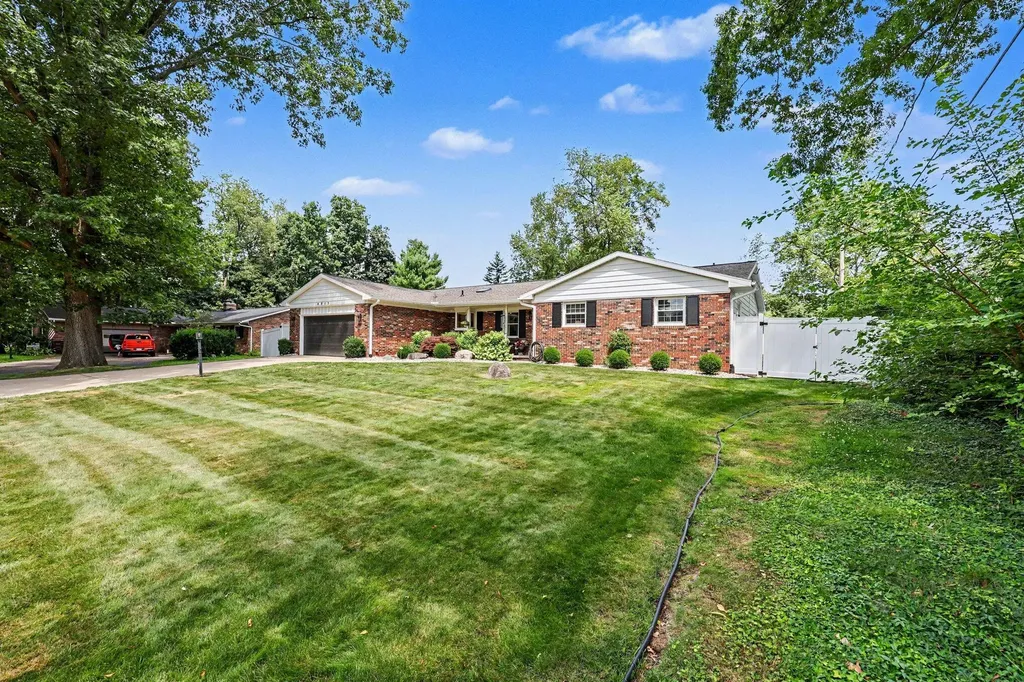 4815 Firethorne Drive Blackman Charter Township MI 49201