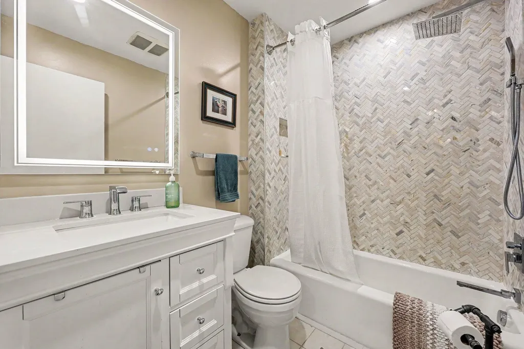 4815 Firethorne Drive Blackman Charter Township MI 49201
