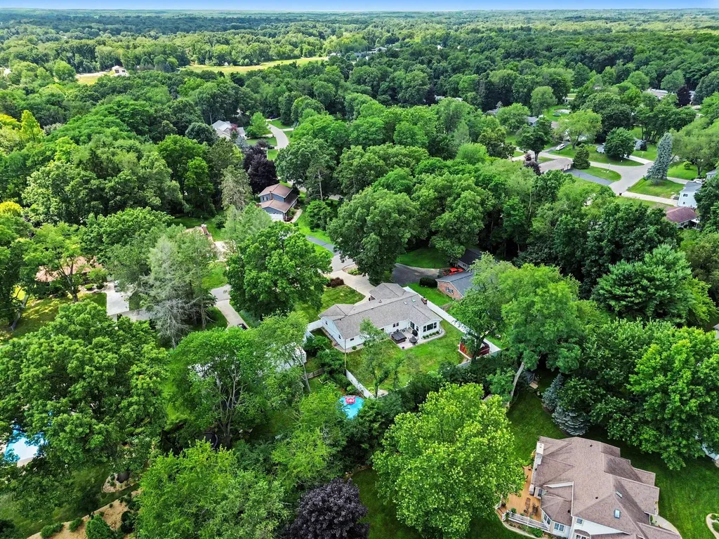 4815 Firethorne Drive Blackman Charter Township MI 49201
