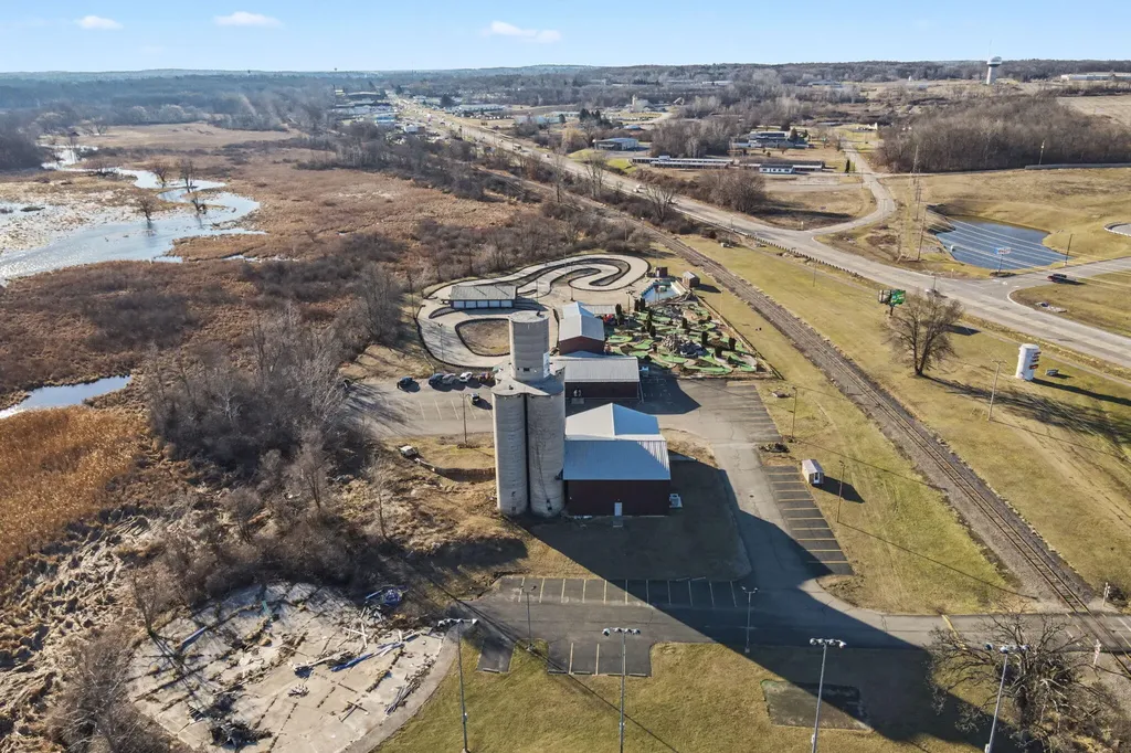 3883 W Carleton Road Hillsdale City MI 49242