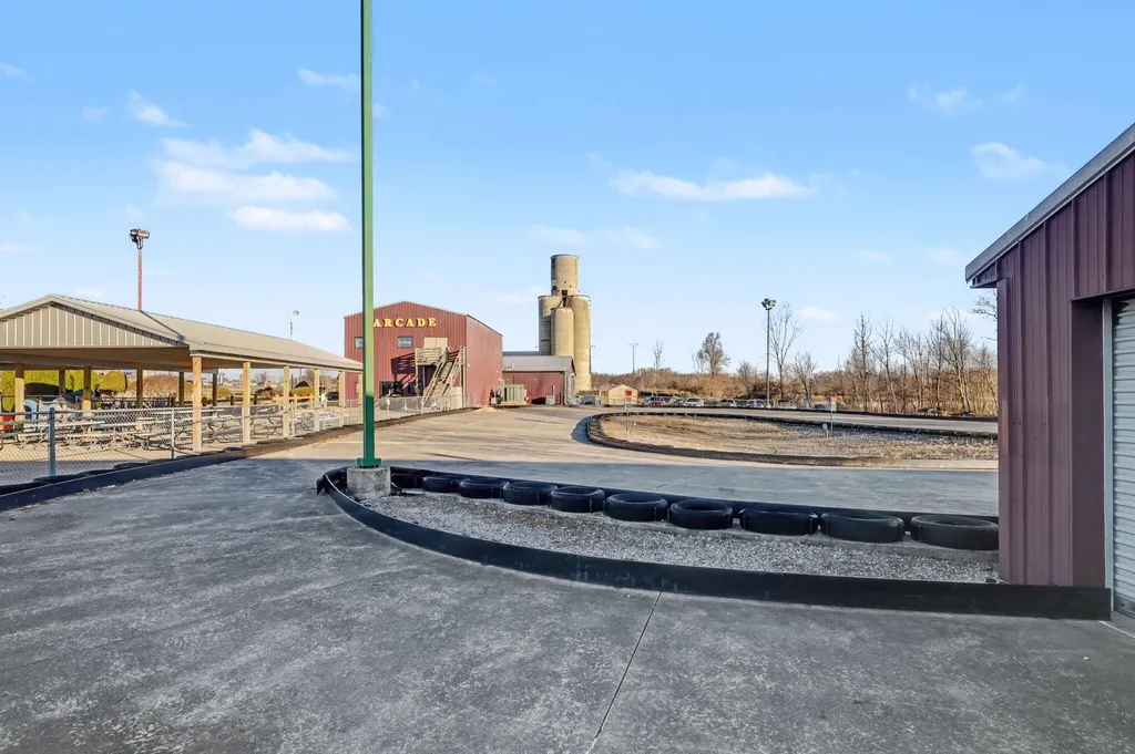 3883 W Carleton Road Hillsdale City MI 49242