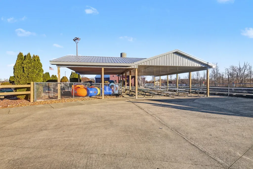 3883 W Carleton Road Hillsdale City MI 49242