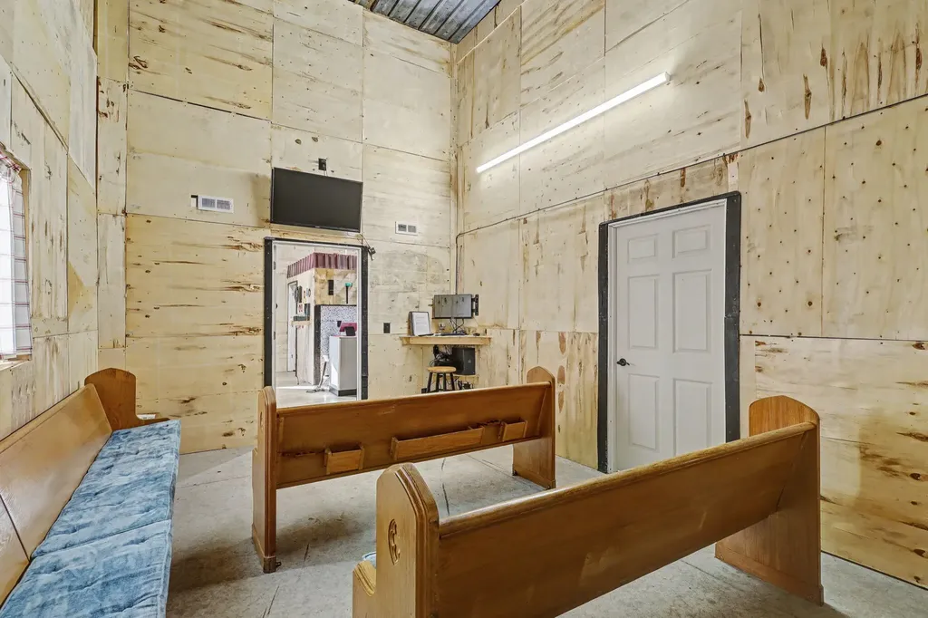 3883 W Carleton Road Hillsdale City MI 49242