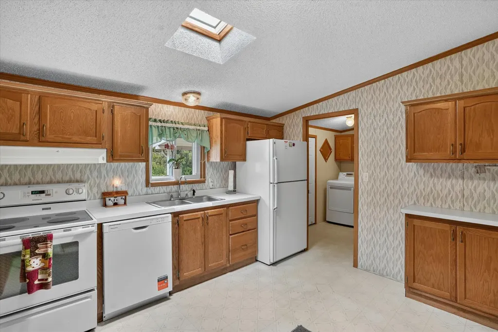 11344 Dixon Road Tompkins Township MI 49277
