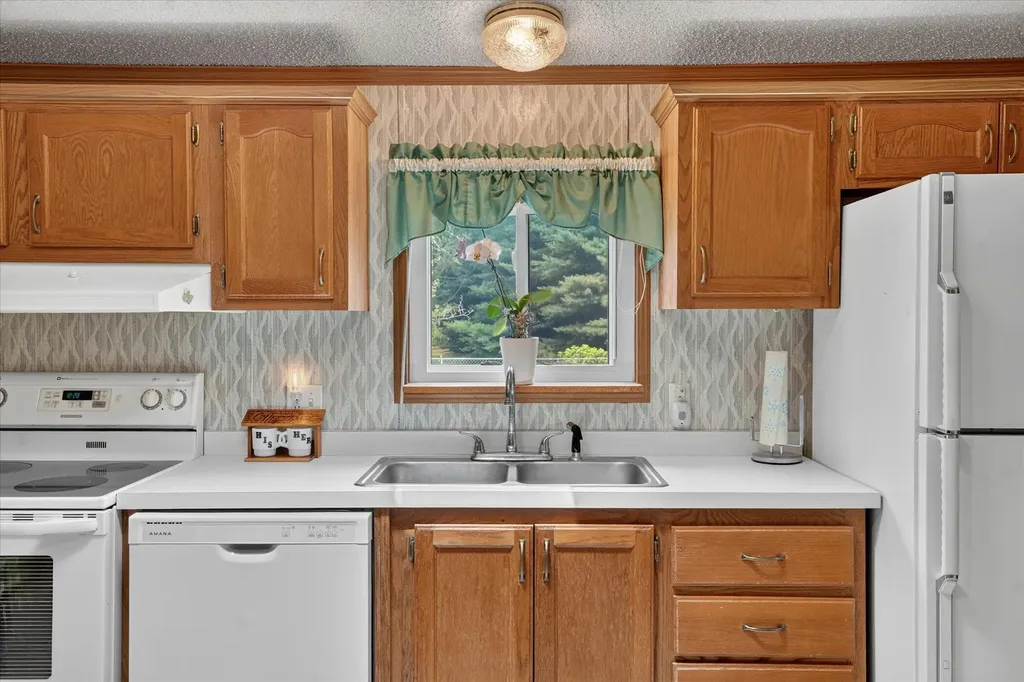 11344 Dixon Road Tompkins Township MI 49277