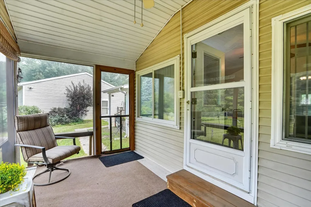 11344 Dixon Road Tompkins Township MI 49277