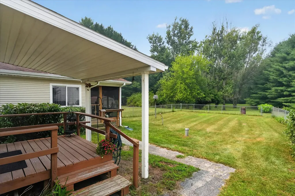 11344 Dixon Road Tompkins Township MI 49277