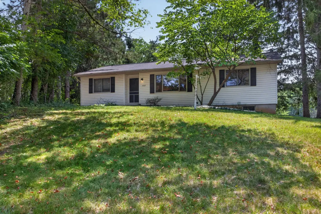 2367 Loomis Road Unknown City MI 49201