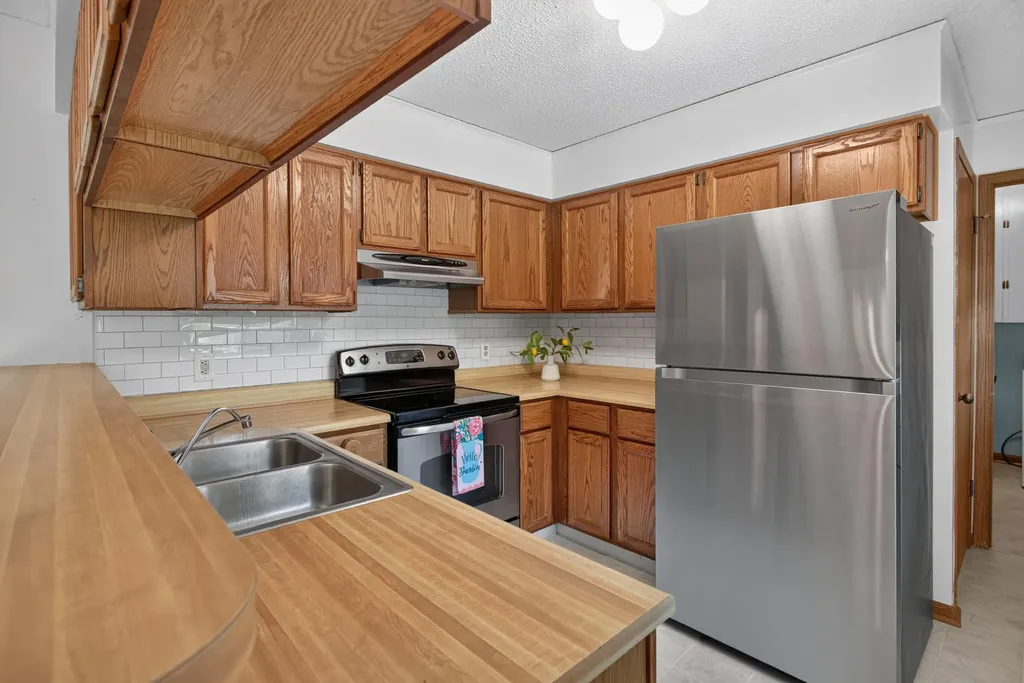 2367 Loomis Road Unknown City MI 49201