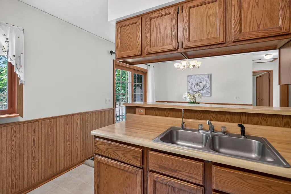 2367 Loomis Road Unknown City MI 49201