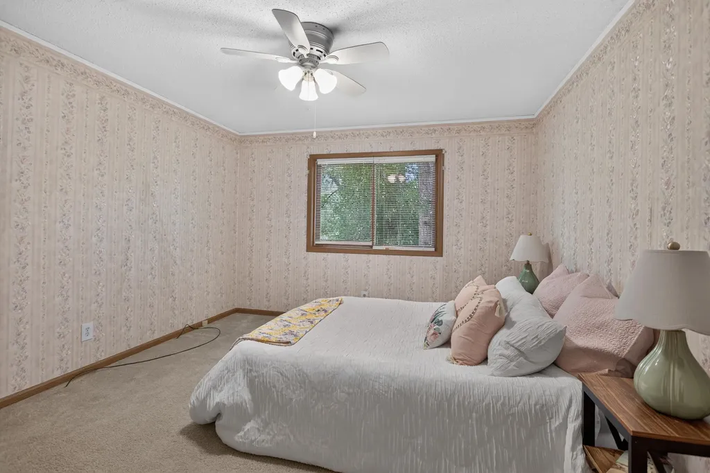 2367 Loomis Road Unknown City MI 49201