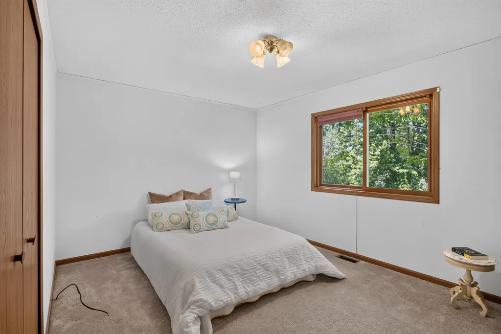2367 Loomis Road Unknown City MI 49201