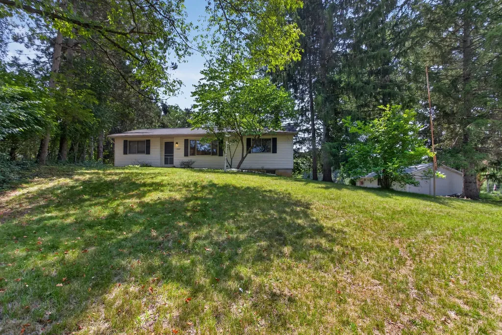 2367 Loomis Road Unknown City MI 49201