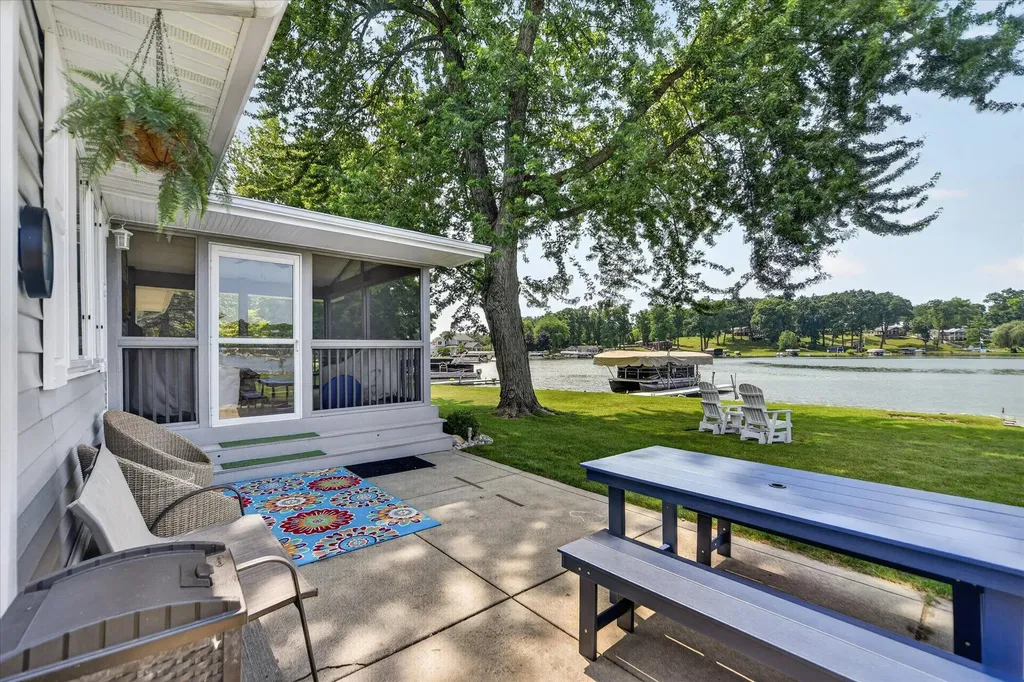 600 Acorn Trail Hanover Township MI 49246