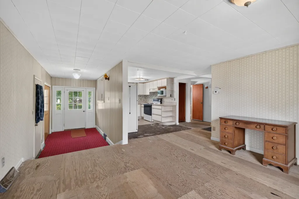 5000 Zygmunt Drive Leoni Township MI 49201
