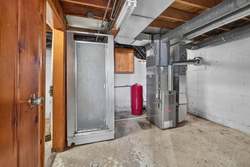 5000 Zygmunt Drive Leoni Township MI 49201
