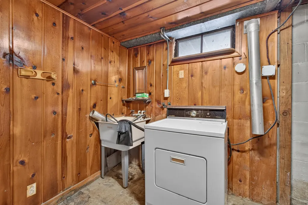 5000 Zygmunt Drive Leoni Township MI 49201