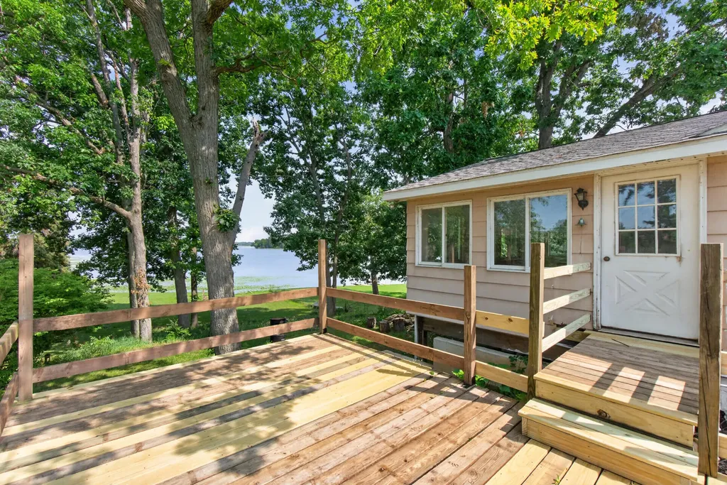 5000 Zygmunt Drive Leoni Township MI 49201