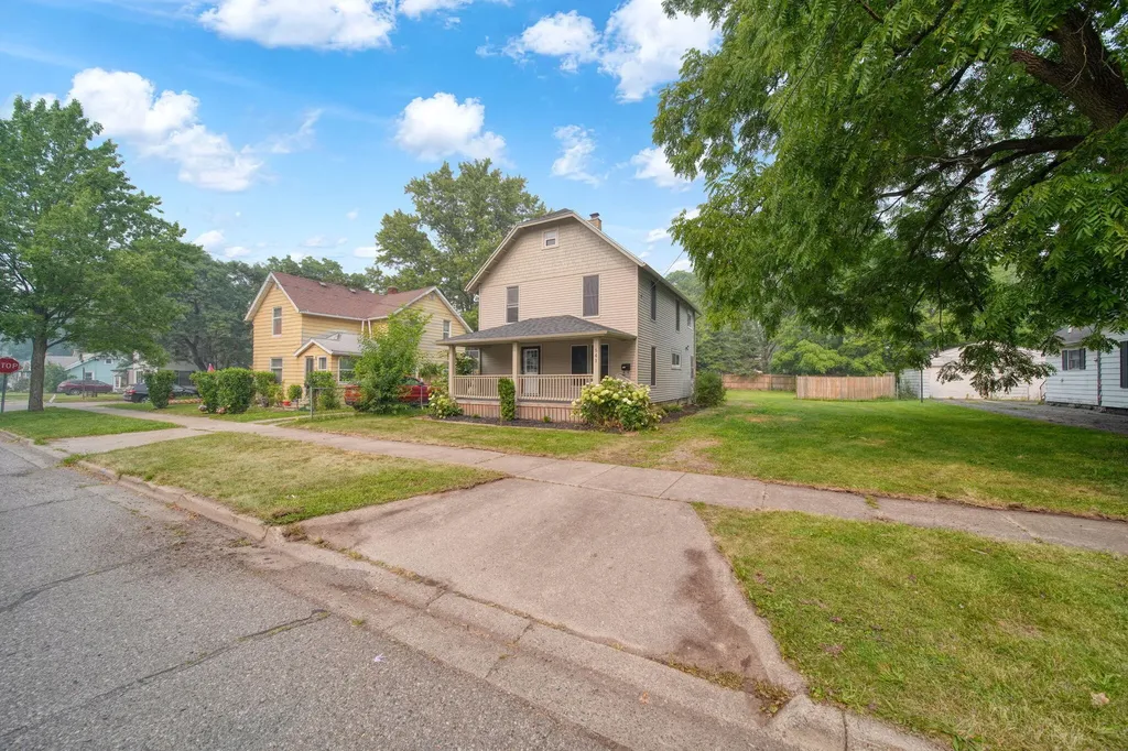 841 Bennett Street Jackson City MI 49202