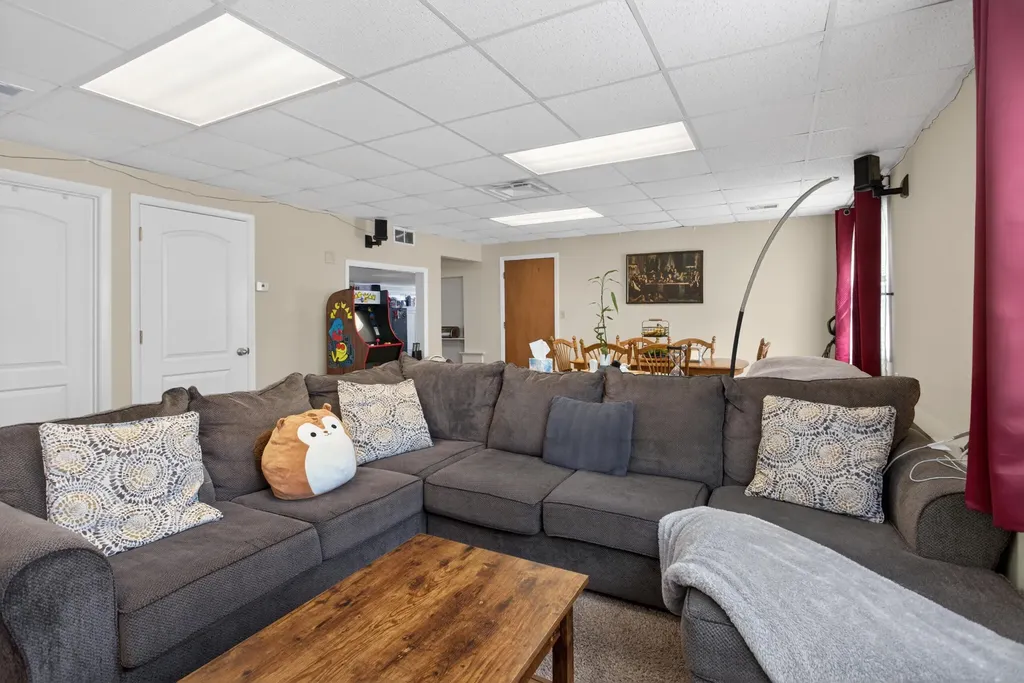 124 Brooklyn Road Napoleon Township MI 49261