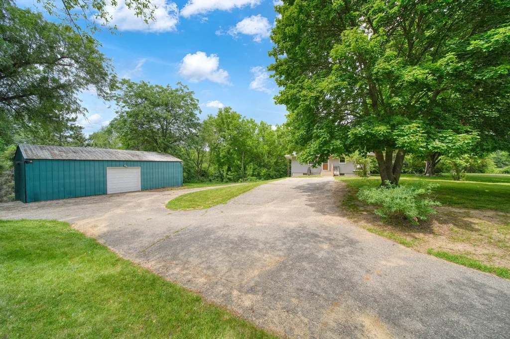 3930 Hoyer Road Napoleon Township MI 49201