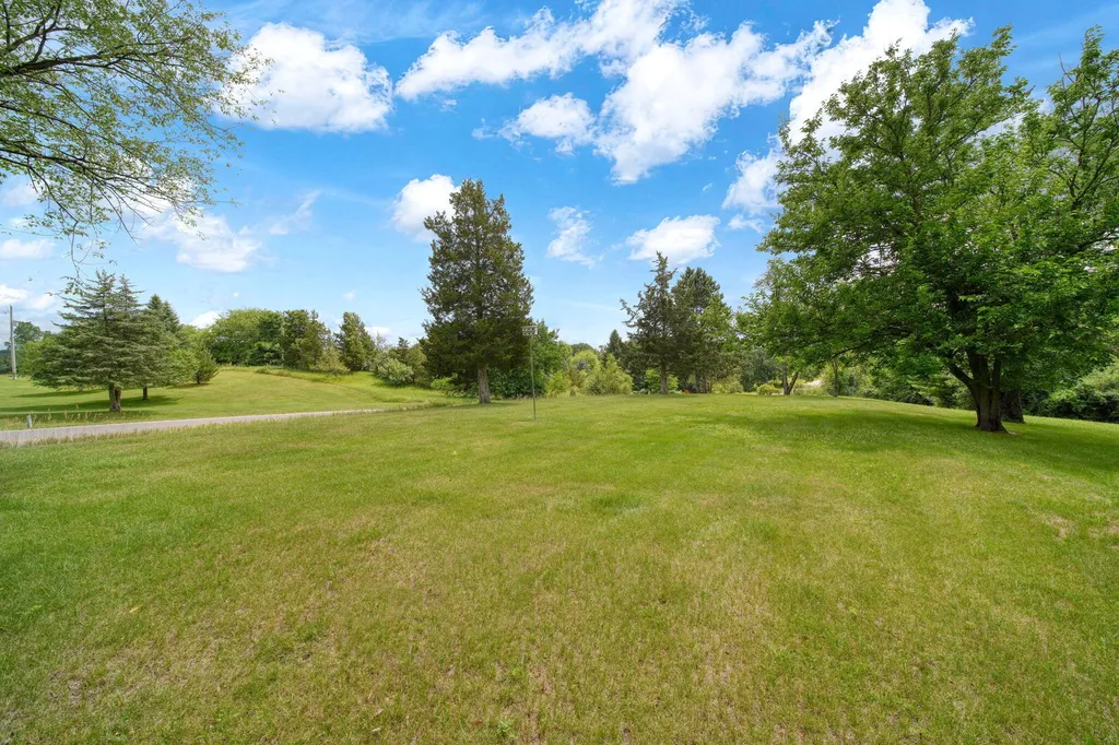 3930 Hoyer Road Napoleon Township MI 49201