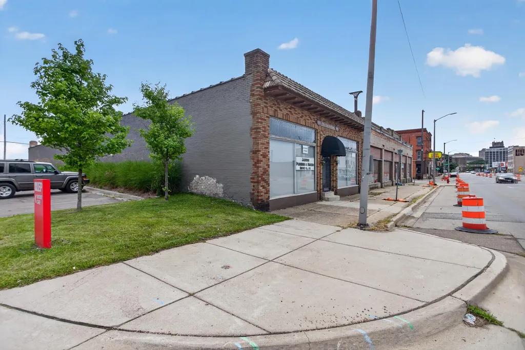 711 E Michigan Avenue Jackson City MI 49201