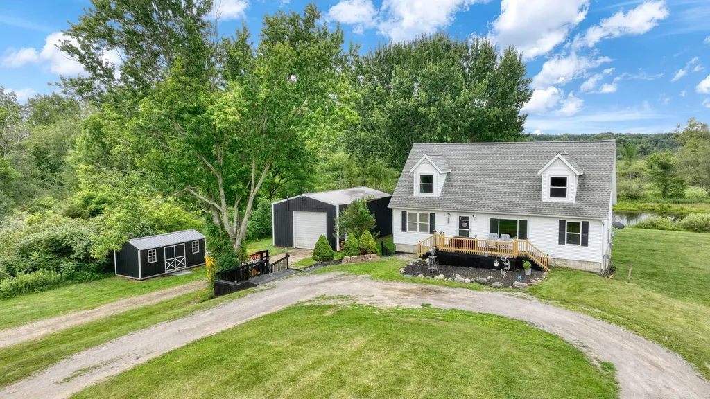 6463 Maple Lane Road Tompkins Township MI 49277