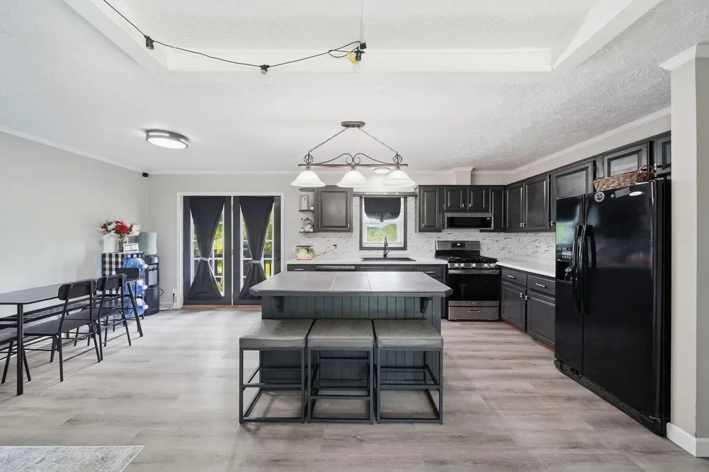 6463 Maple Lane Road Tompkins Township MI 49277