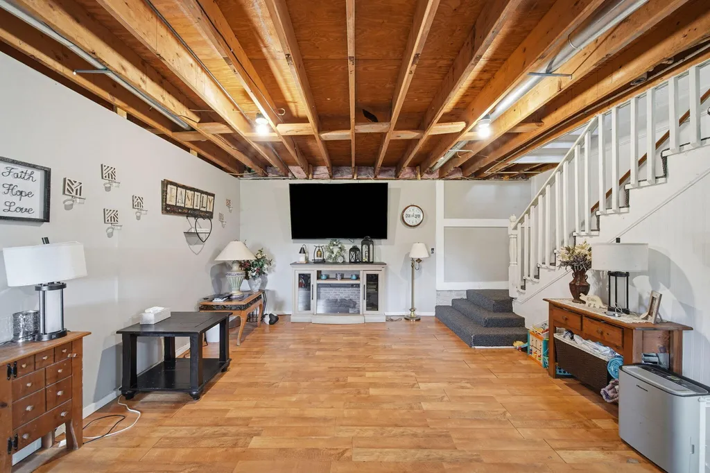 6463 Maple Lane Road Tompkins Township MI 49277