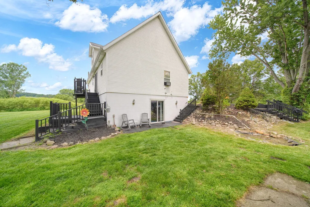 6463 Maple Lane Road Tompkins Township MI 49277