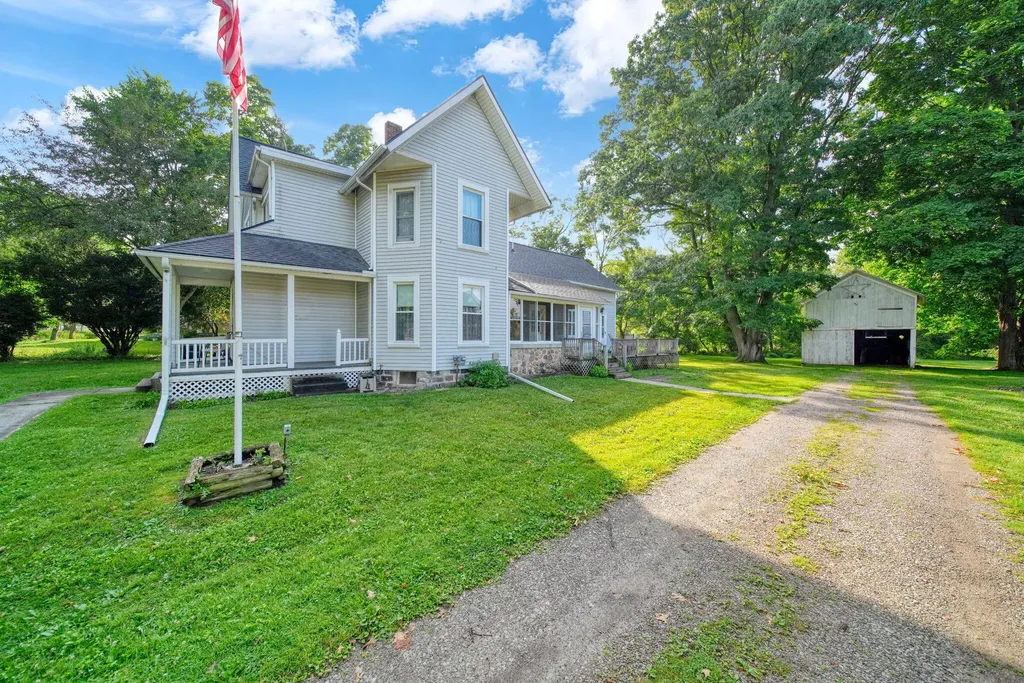 520 W Main Street Manchester Township MI 48158