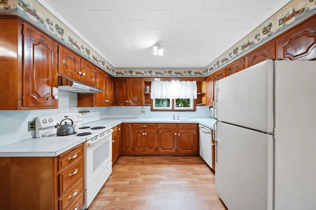 520 W Main Street Manchester Township MI 48158