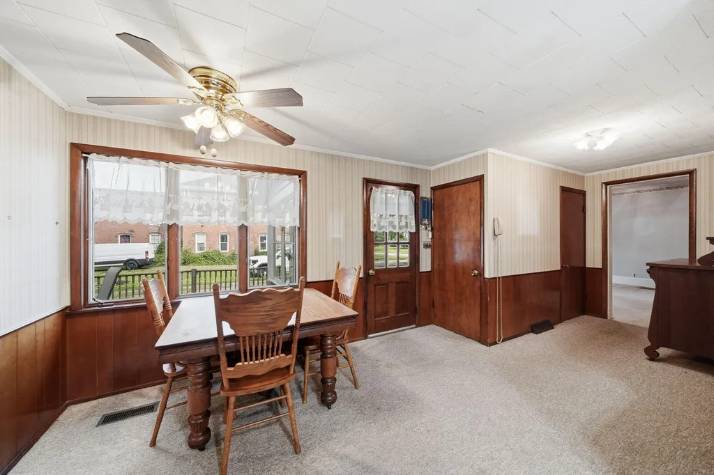 520 W Main Street Manchester Township MI 48158