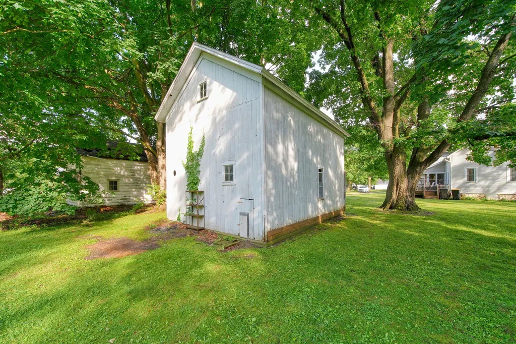 520 W Main Street Manchester Township MI 48158
