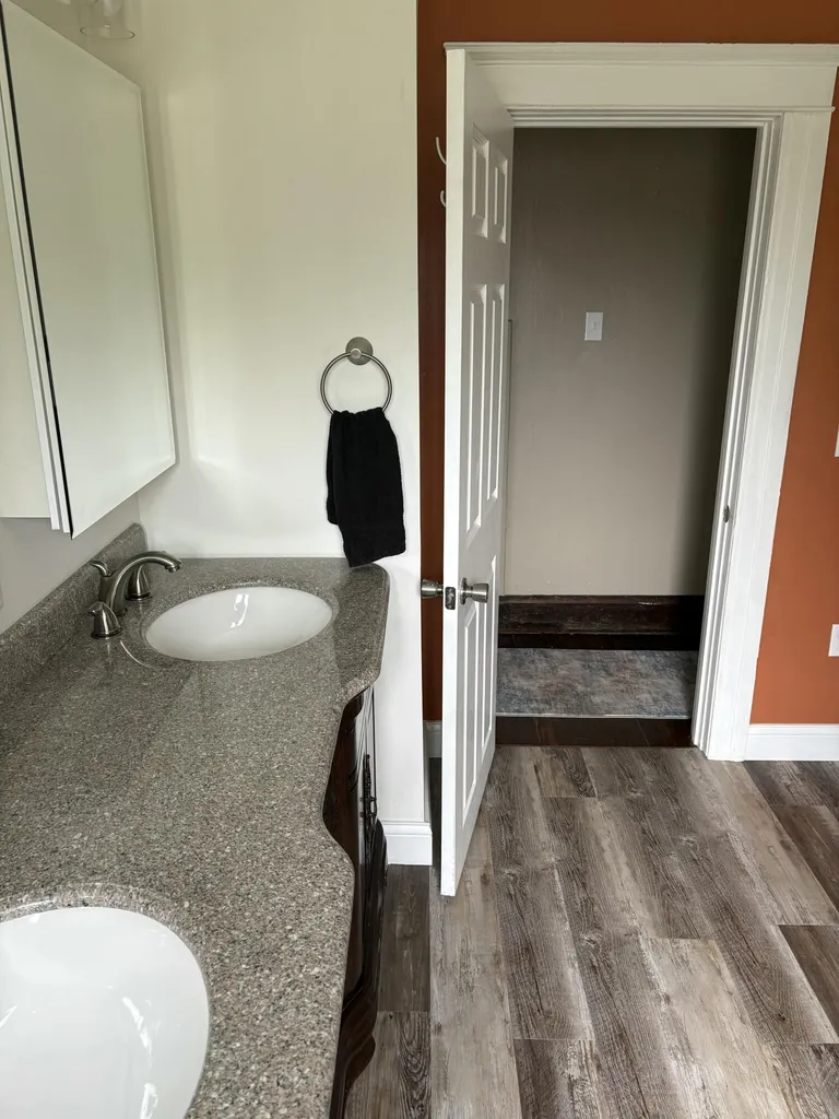 1021 Carl Breeding Way Jackson City MI 49203
