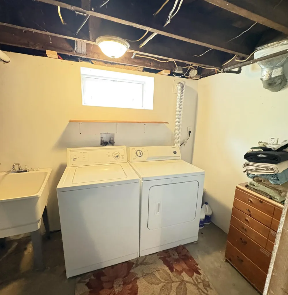1021 Carl Breeding Way Jackson City MI 49203