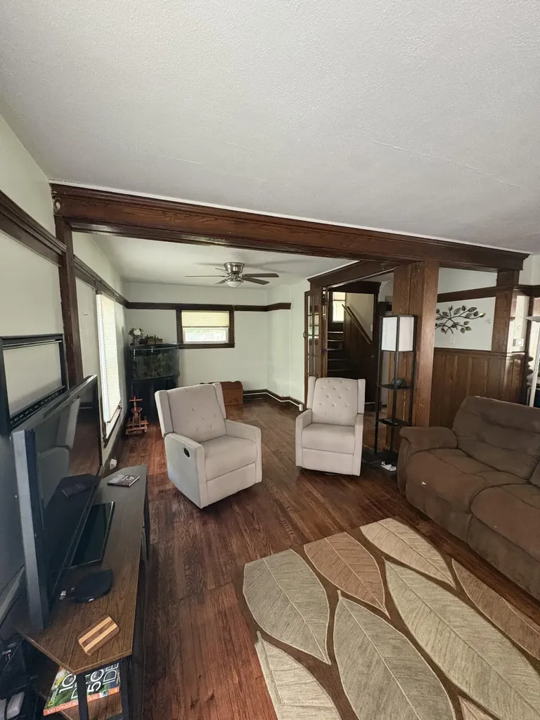1021 Carl Breeding Way Jackson City MI 49203