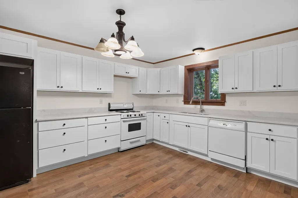 14555 Seymour Road Waterloo Township MI 49240