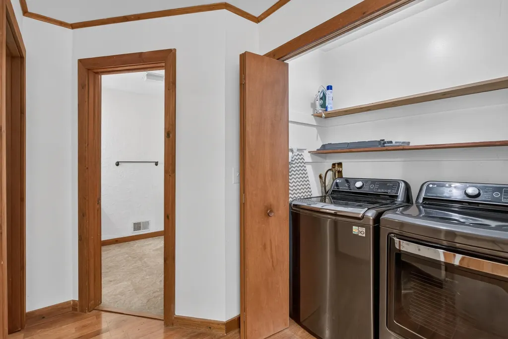 14555 Seymour Road Waterloo Township MI 49240