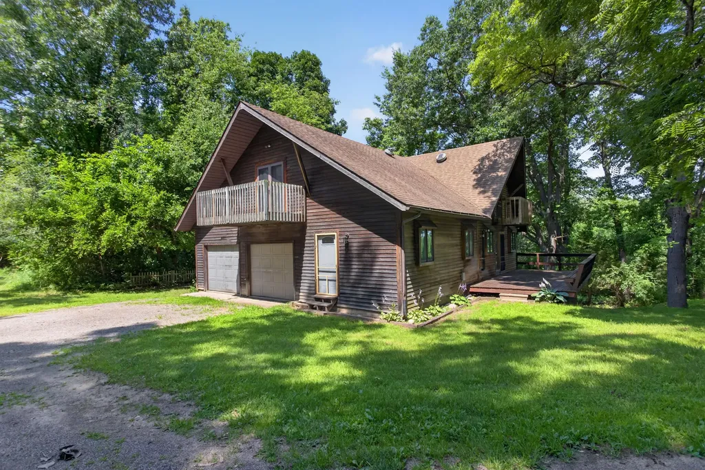 14555 Seymour Road Waterloo Township MI 49240
