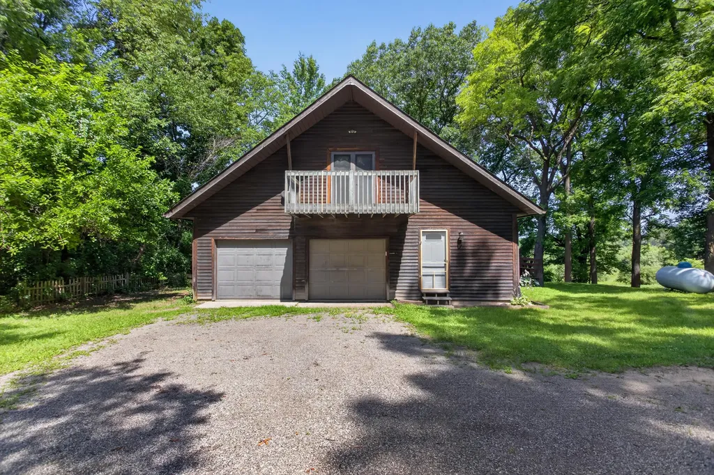 14555 Seymour Road Waterloo Township MI 49240