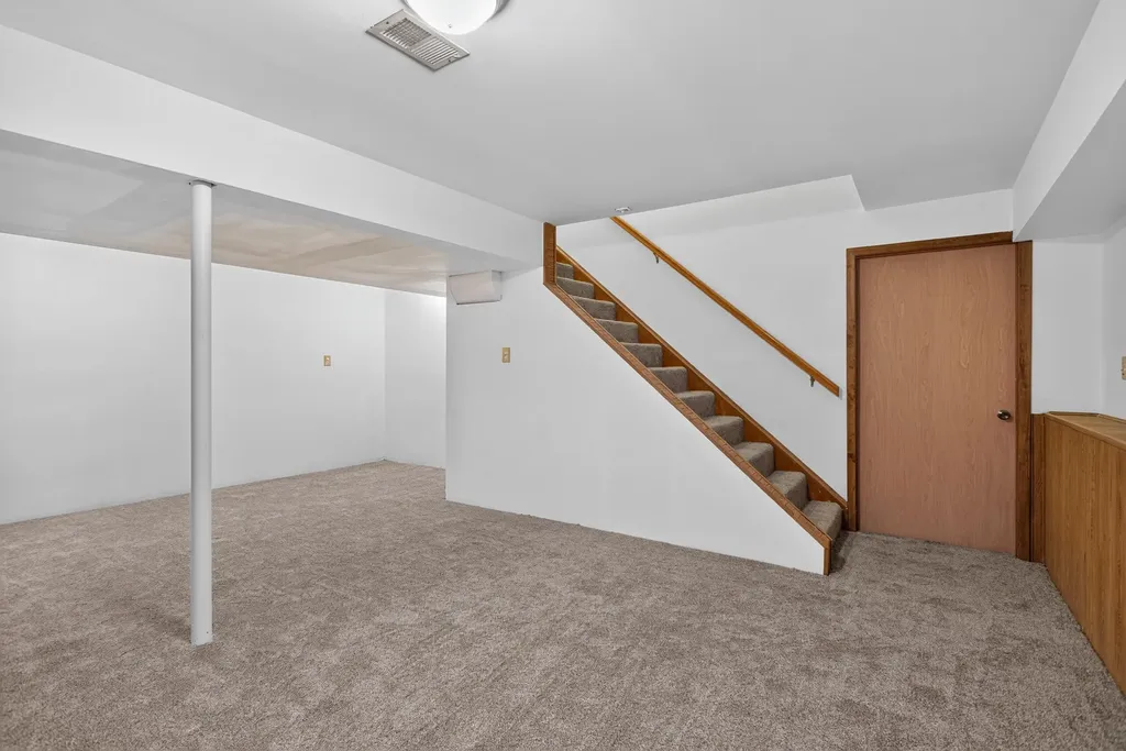 14555 Seymour Road Waterloo Township MI 49240