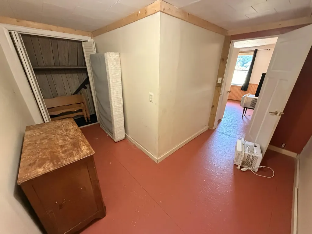 423 S Lakeside Drive Leoni Township MI 49254
