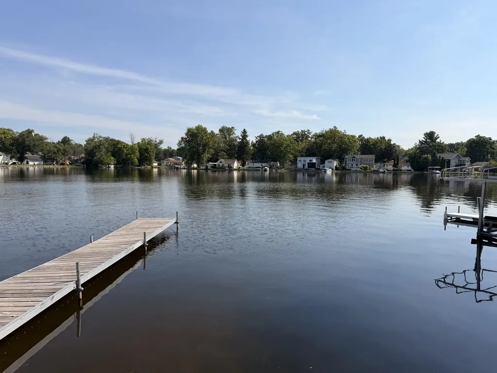 423 S Lakeside Drive Leoni Township MI 49254