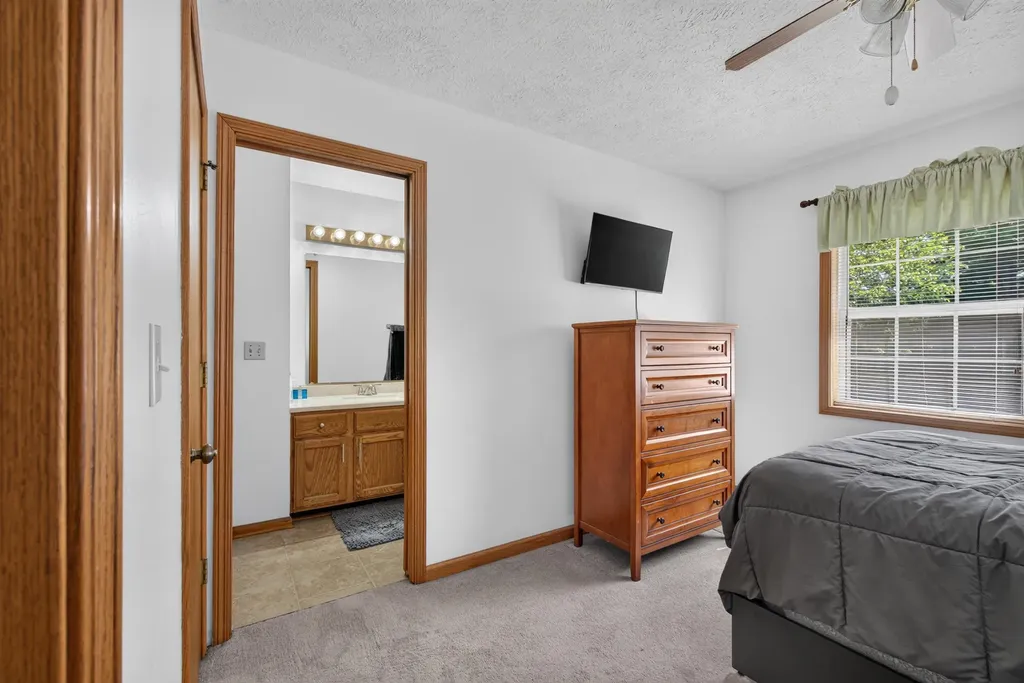 10224 Mizzen Lane Henrietta Township MI 49272