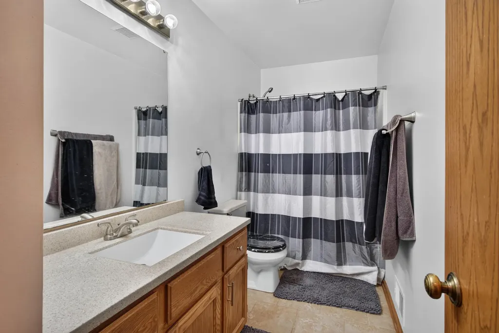 10224 Mizzen Lane Henrietta Township MI 49272