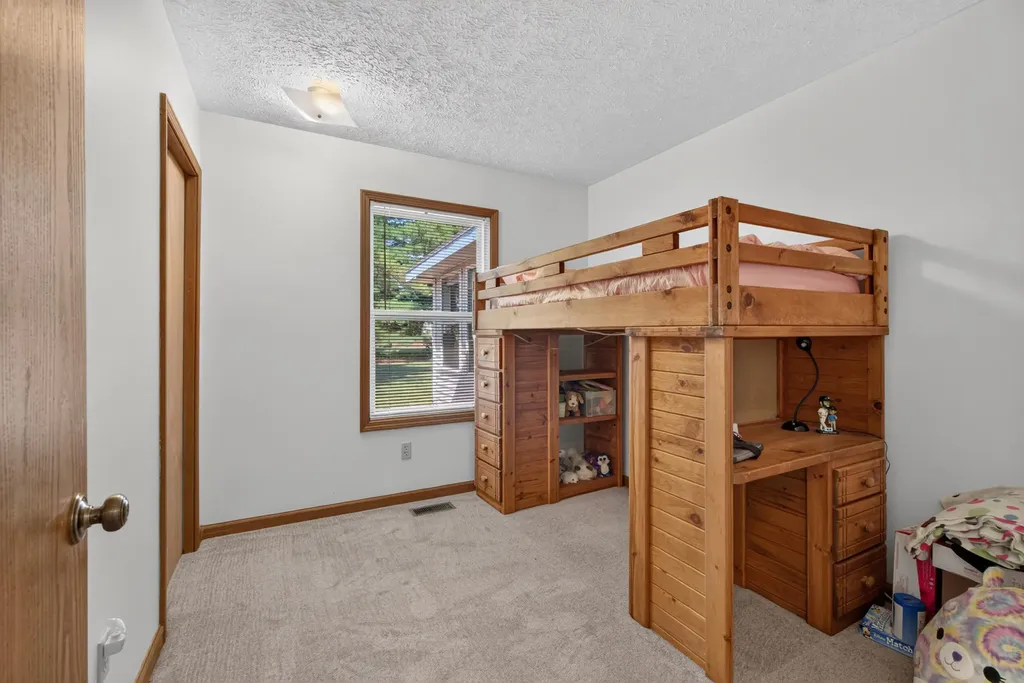 10224 Mizzen Lane Henrietta Township MI 49272