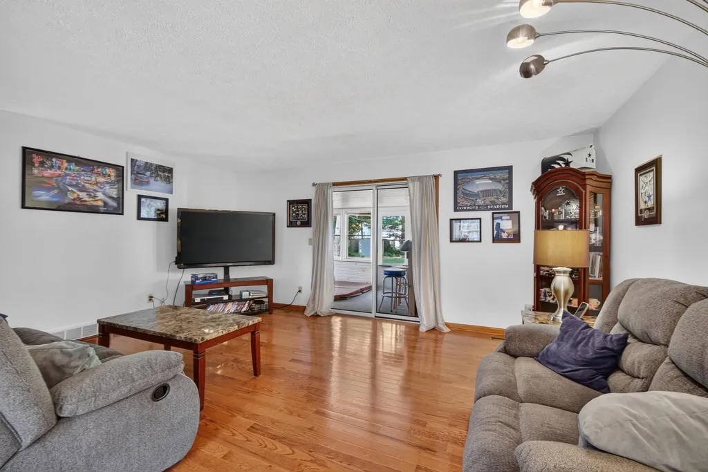 10224 Mizzen Lane Henrietta Township MI 49272